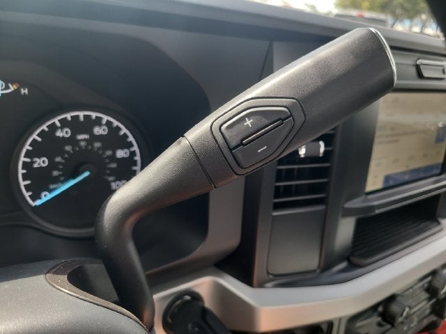 2027 Ford F-250SD XL 2WD REG CAB