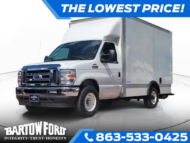 2025 Ford E-350SD Base Cutaway
