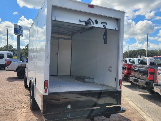 2025 Ford E-350SD Base Cutaway