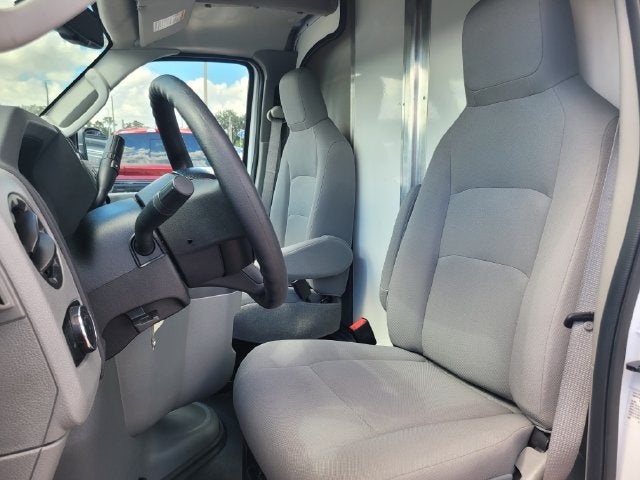 2025 Ford E-350SD Base Cutaway