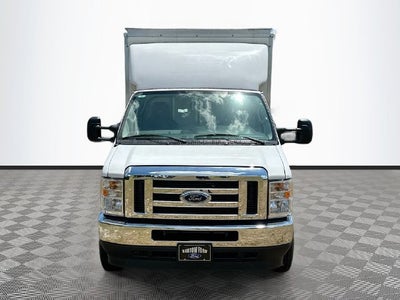 2025 Ford E-350SD Base Cutaway