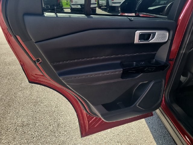 2022 Ford Explorer ST PERFORMANCE PACKAGE