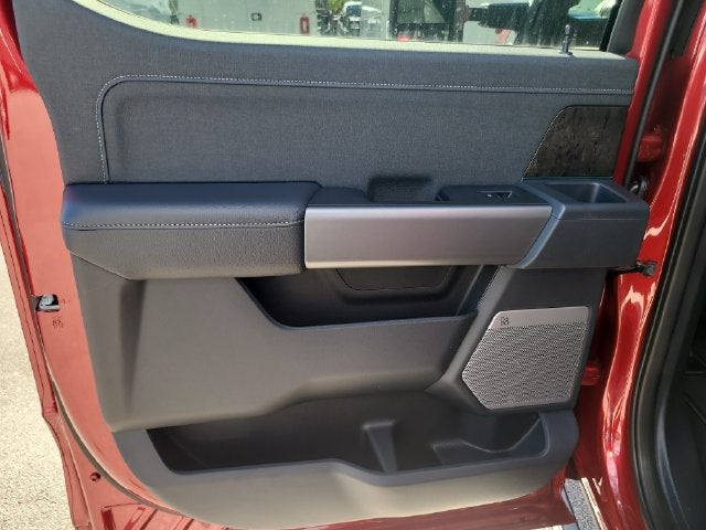 2027 Ford F-250SD Lariat 4WD CREW CAB