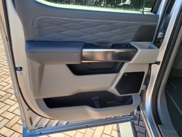 2027 Ford F-250SD Platinum 4WD CREW CAB