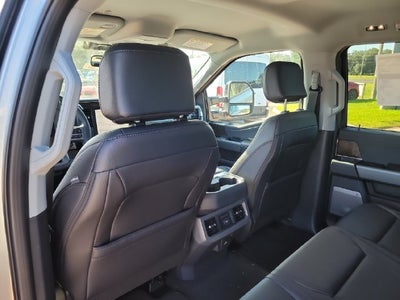2027 Ford F-250SD Lariat 4WD CREW CAB