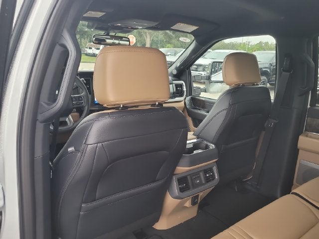 2027 Ford F-250SD Lariat 4WD CREW CAB