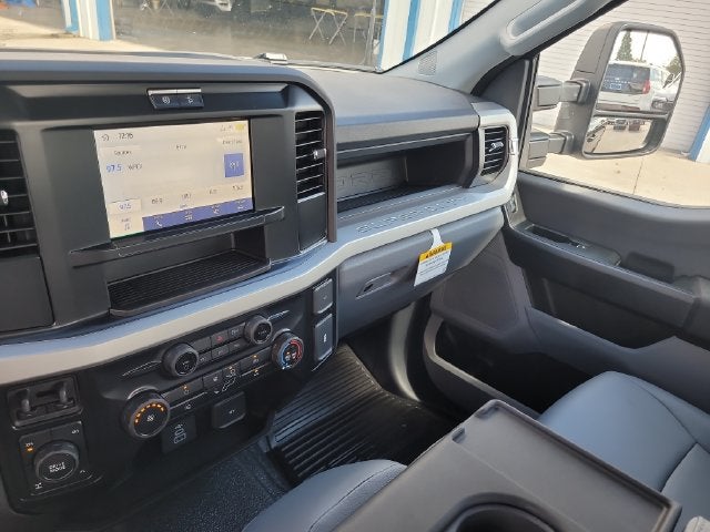 2027 Ford F-350SD XL 4WD CREW CAB