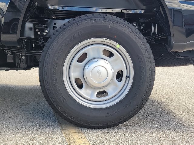 2027 Ford F-350SD XL 4WD CREW CAB