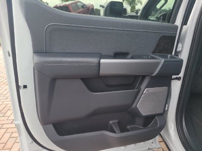 2026 Ford F-350SD Lariat DRW 4WD CREW CAB