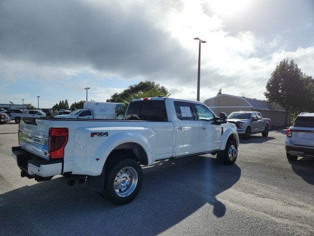 2022 Ford F-450SD Platinum