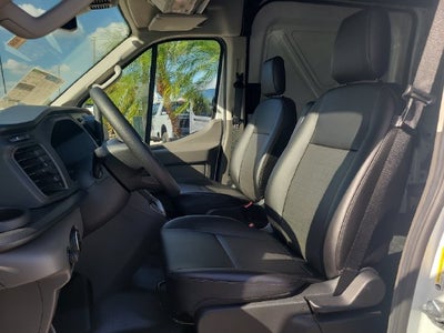2027 Ford Transit-250 Base