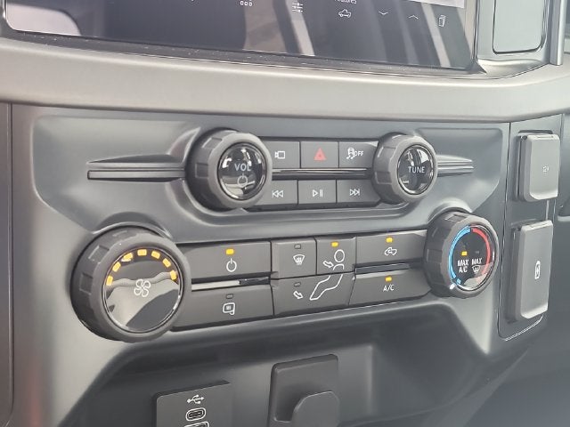 2026 Ford F-150 XL 4WD SUPERCREW