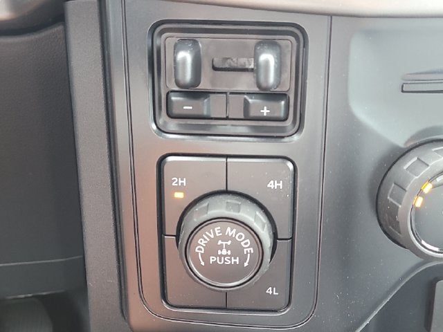 2026 Ford F-150 XL 4WD SUPERCREW