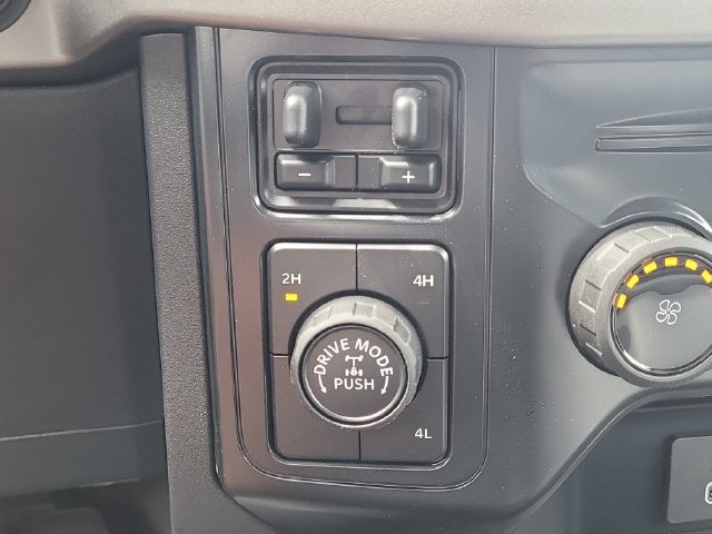 2026 Ford F-150 XL 4WD SUPERCREW