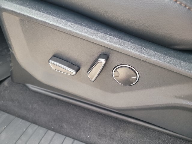 2026 Ford F-150 Lariat 4WD SUPERCREW