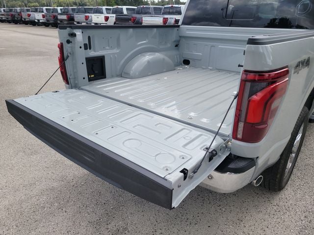 2026 Ford F-150 Lariat 4WD SUPERCREW