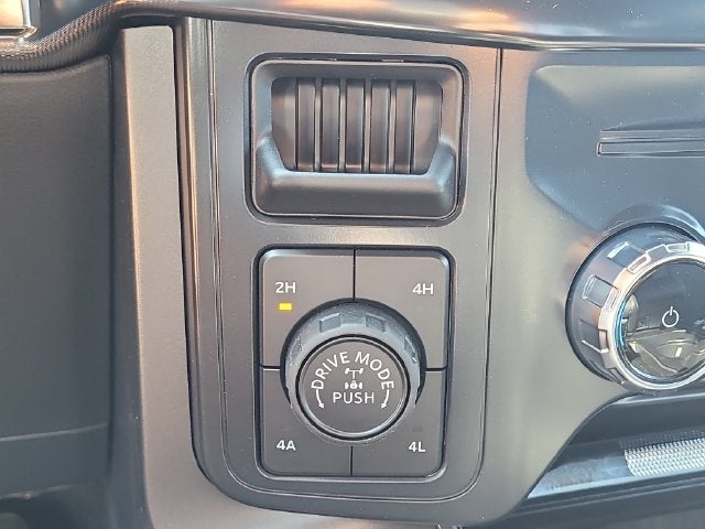 2026 Ford F-150 Lariat 4WD SUPERCREW