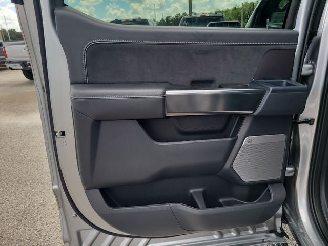 2026 Ford F-150 Platinum 4WD SUPERCREW