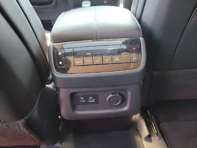 2022 INFINITI QX60 LUXE