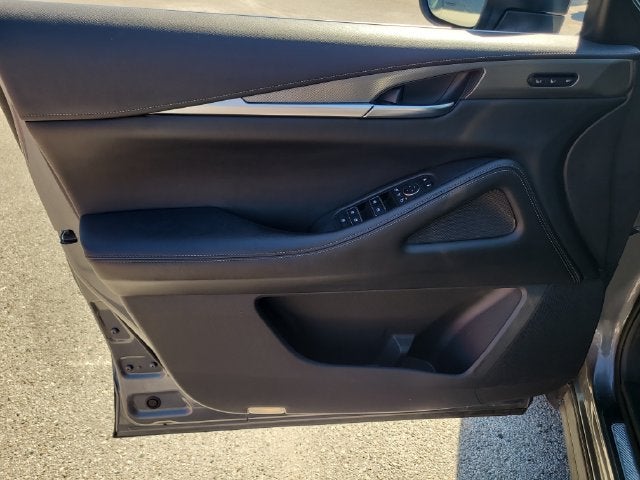 2022 INFINITI QX60 LUXE