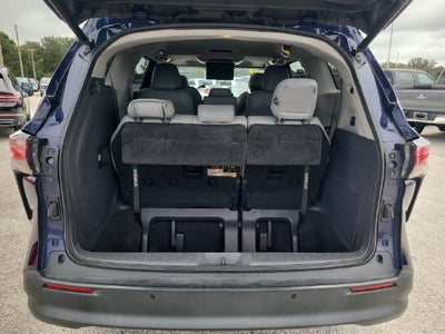 2021 Toyota Sienna XLE 8 Passenger