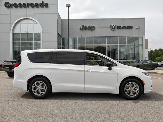 2024 Chrysler Pacifica Limited in Apex, NC, NC - Crossroads Cars