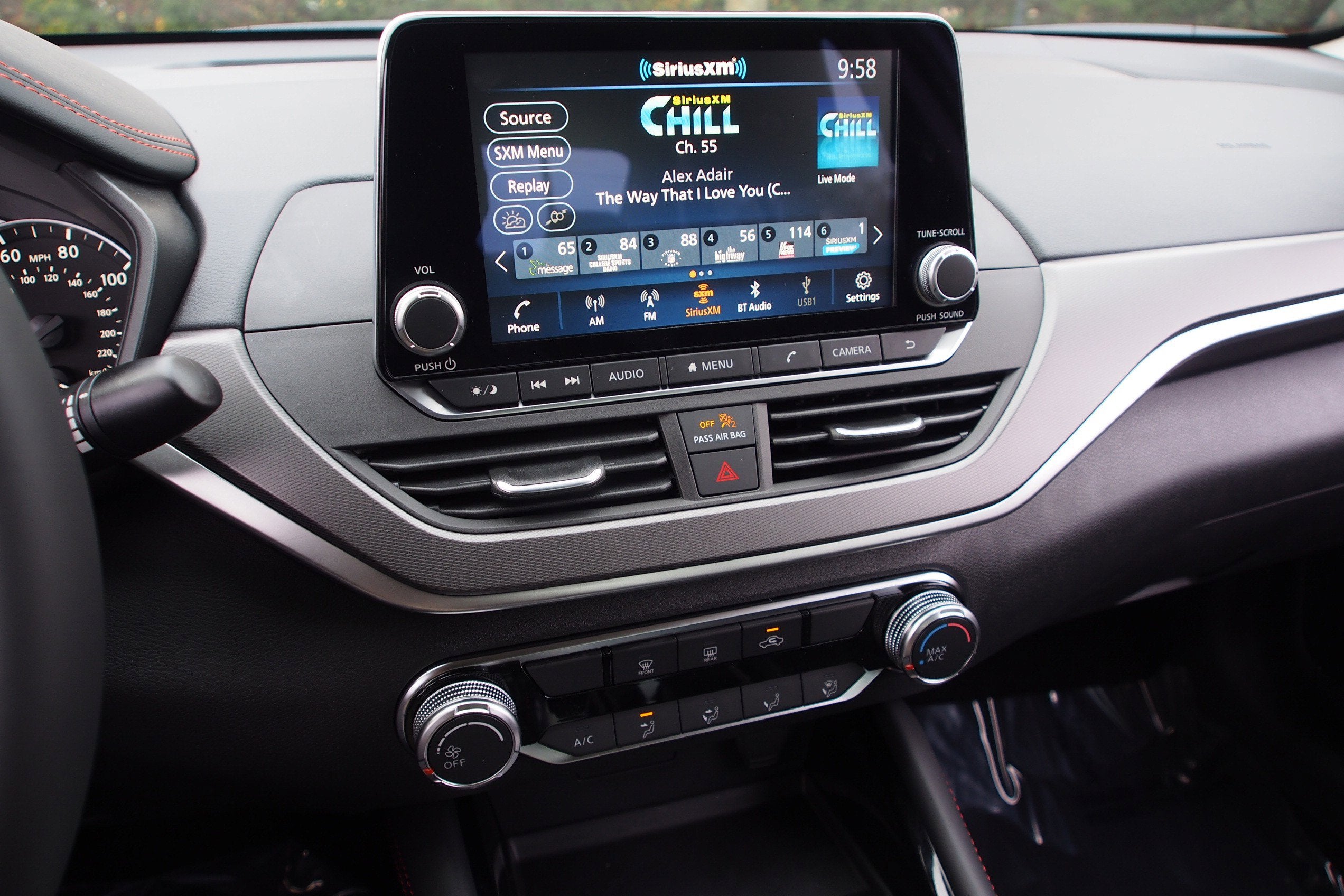 2025 Nissan Altima SR