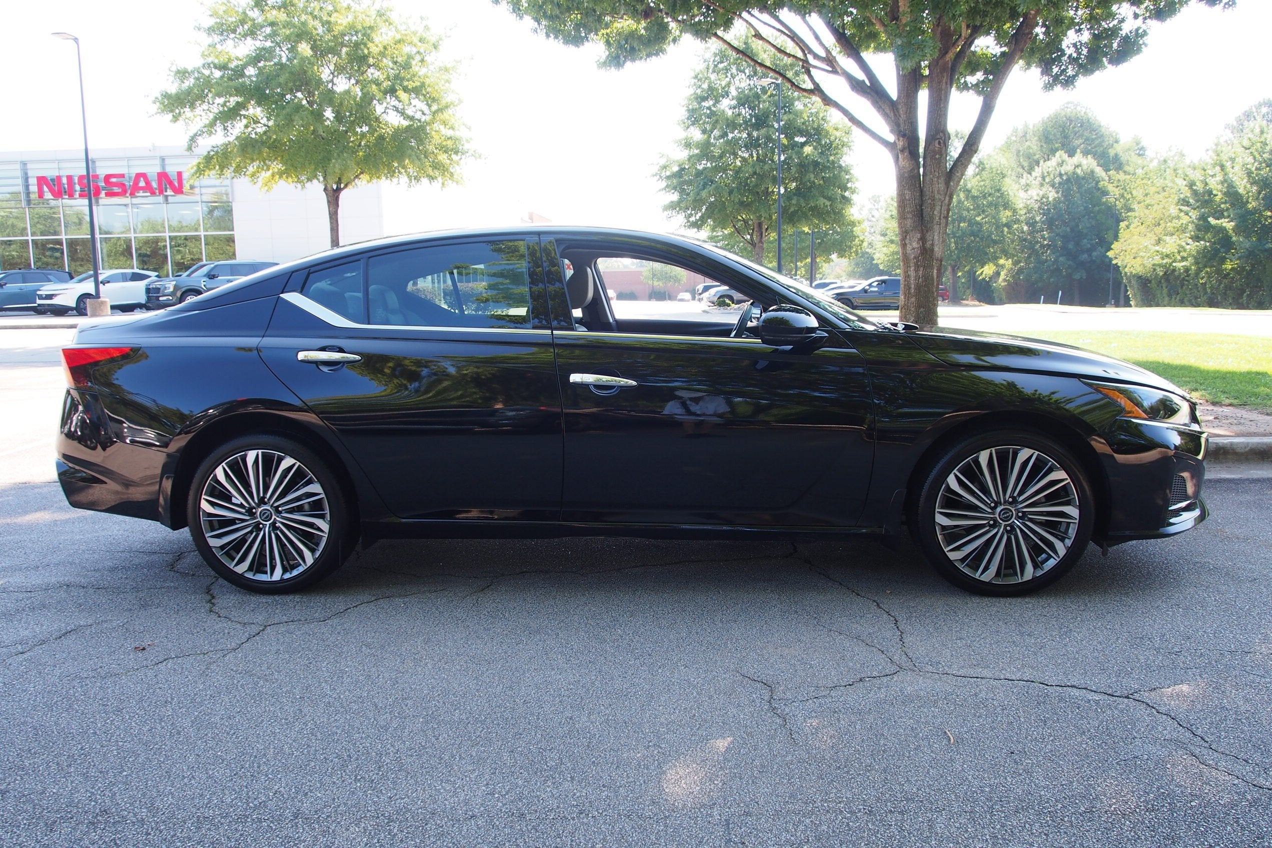 2023 Nissan Altima 2.5 SL