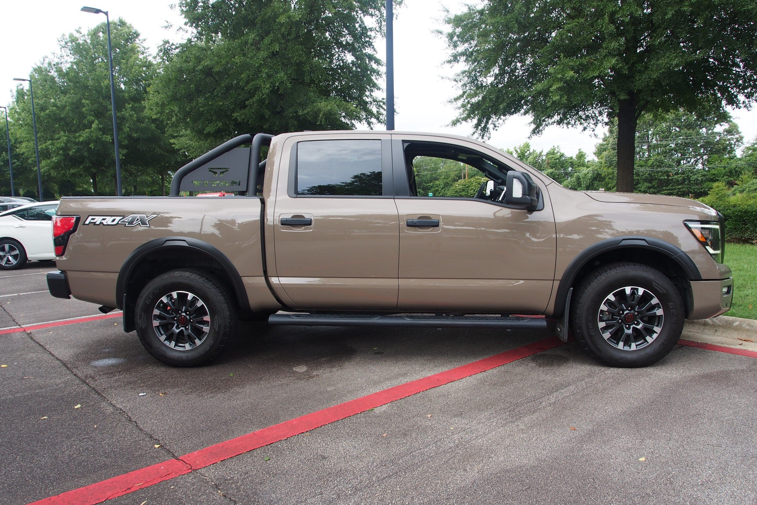 2024 Nissan Titan PRO-4X