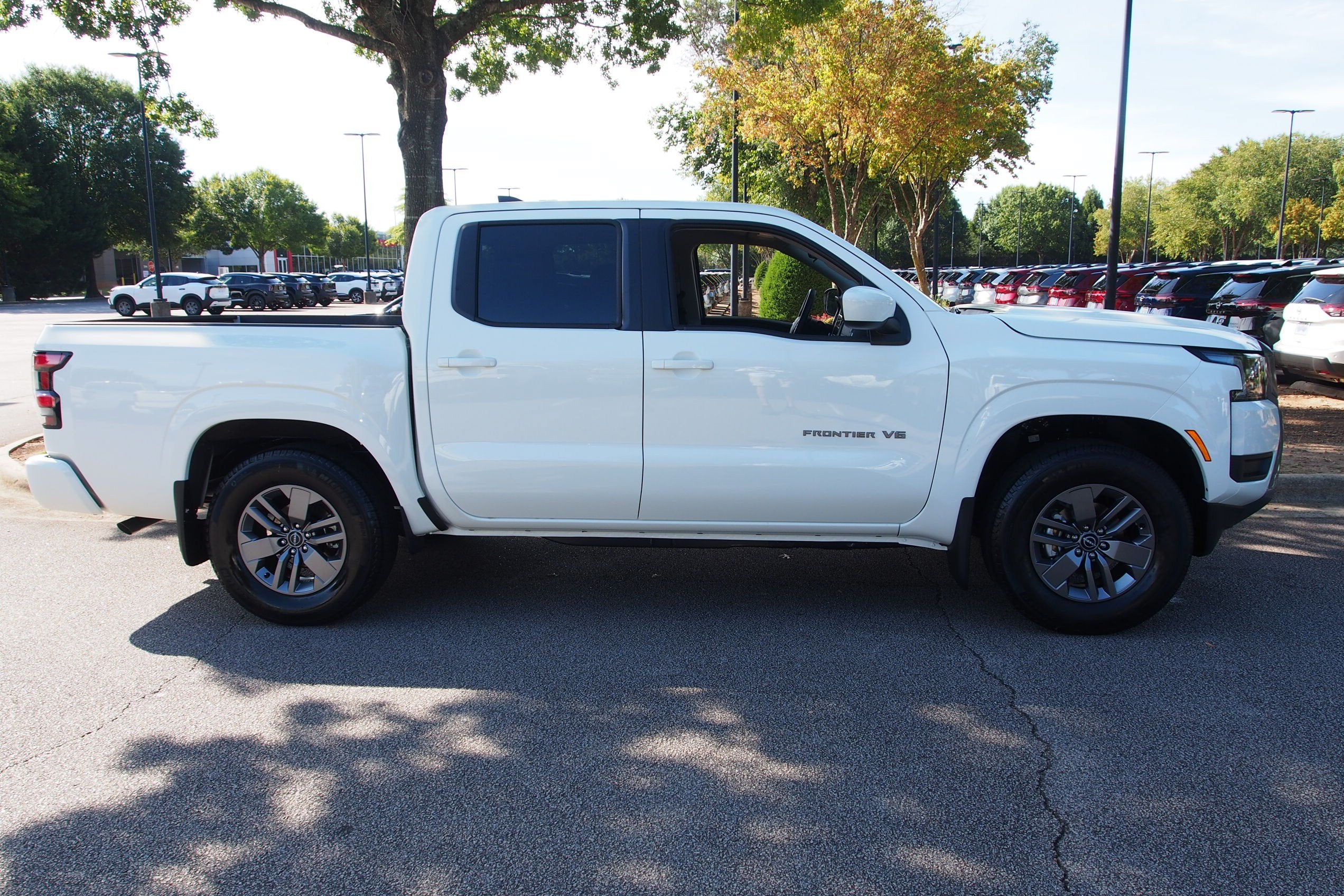 2027 Nissan Frontier SV
