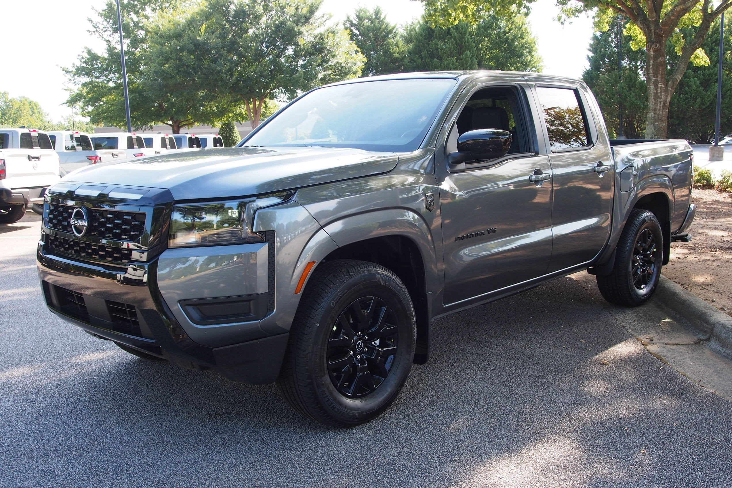 2027 Nissan Frontier SV