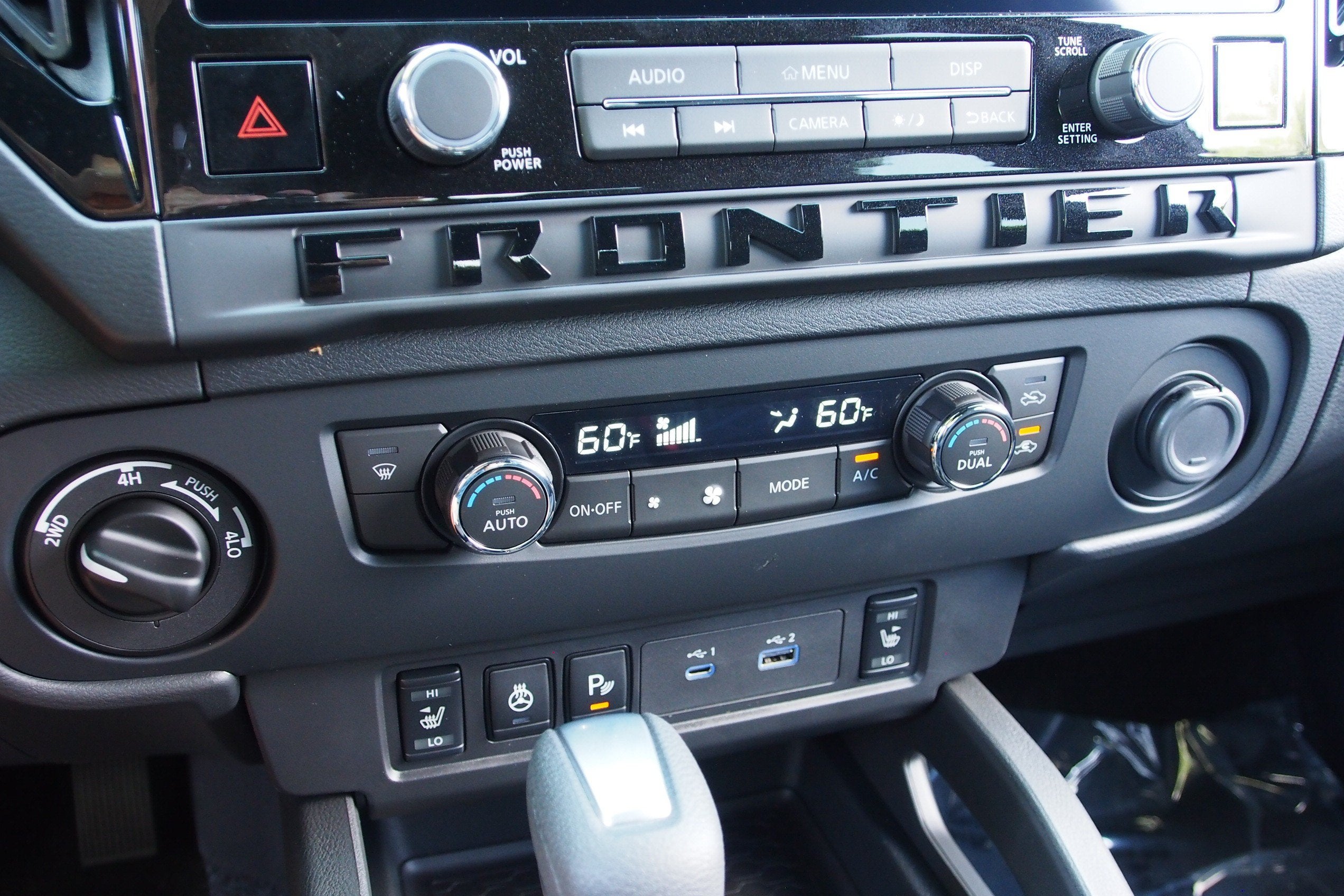 2027 Nissan Frontier SV