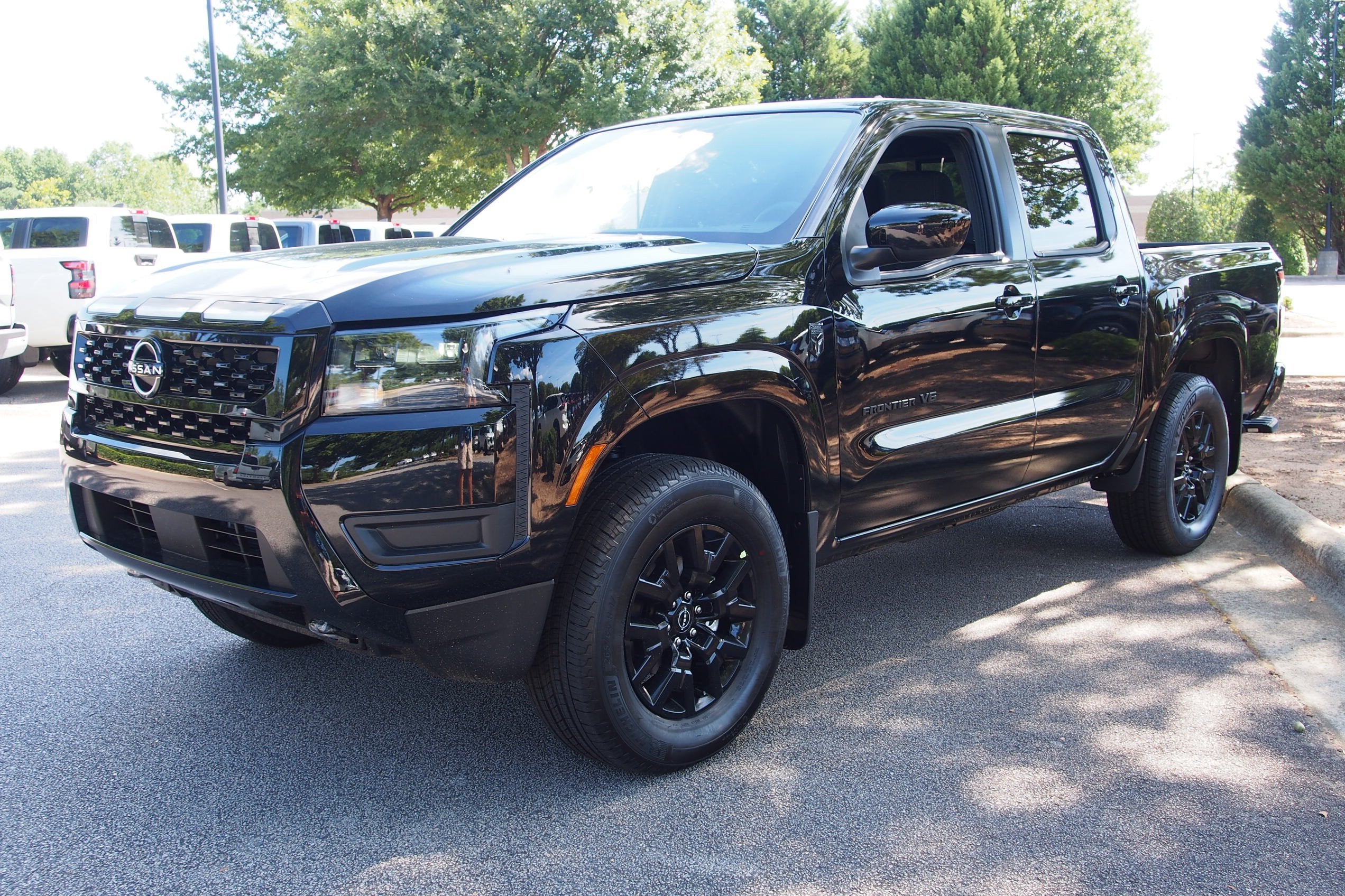 2027 Nissan Frontier SV