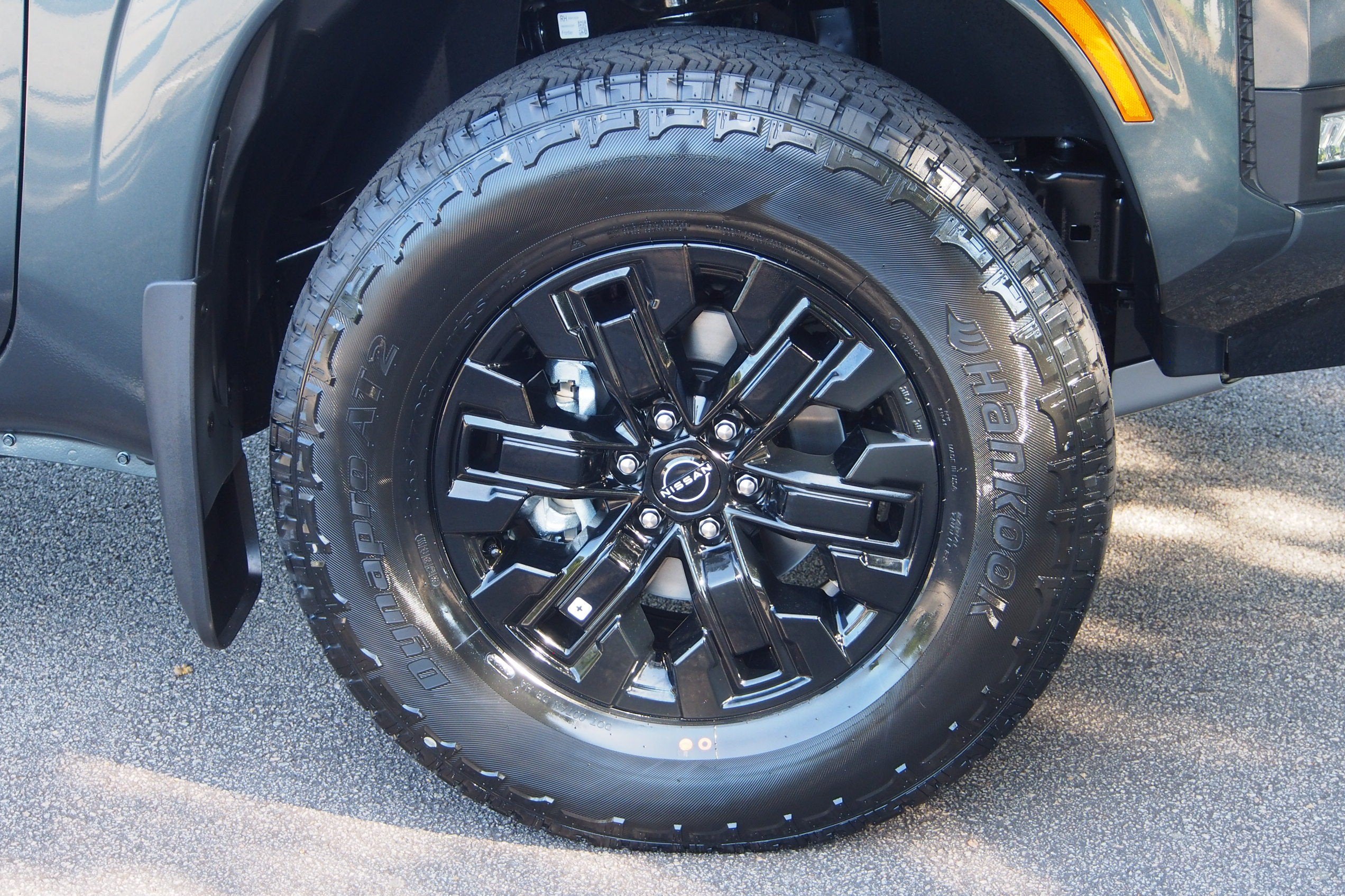 2027 Nissan Frontier SV