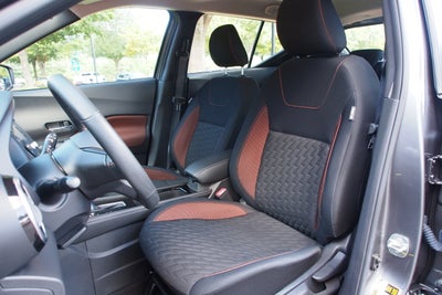 2022 Nissan Kicks SR