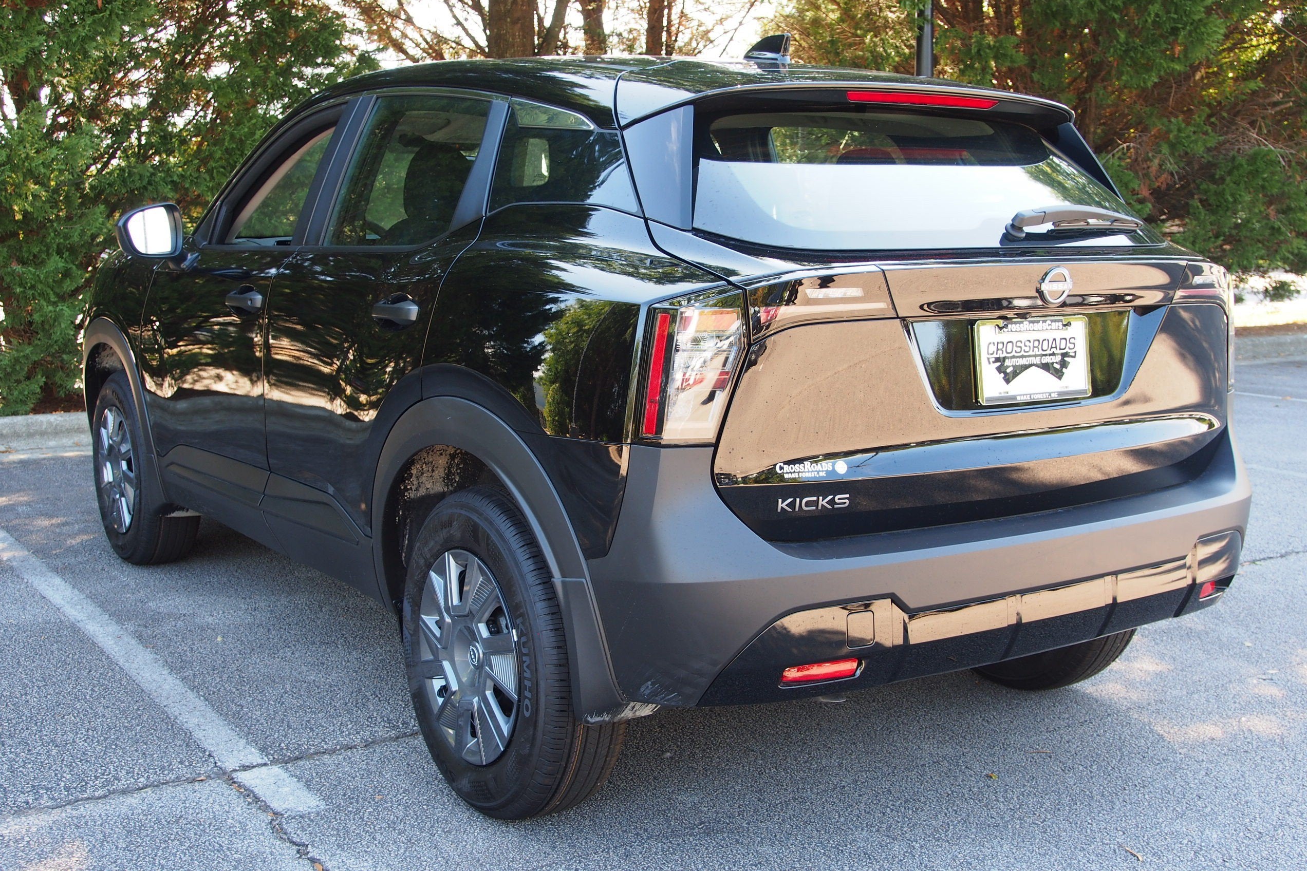 2027 Nissan Kicks S