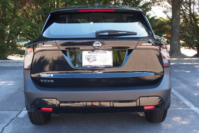 2027 Nissan Kicks S
