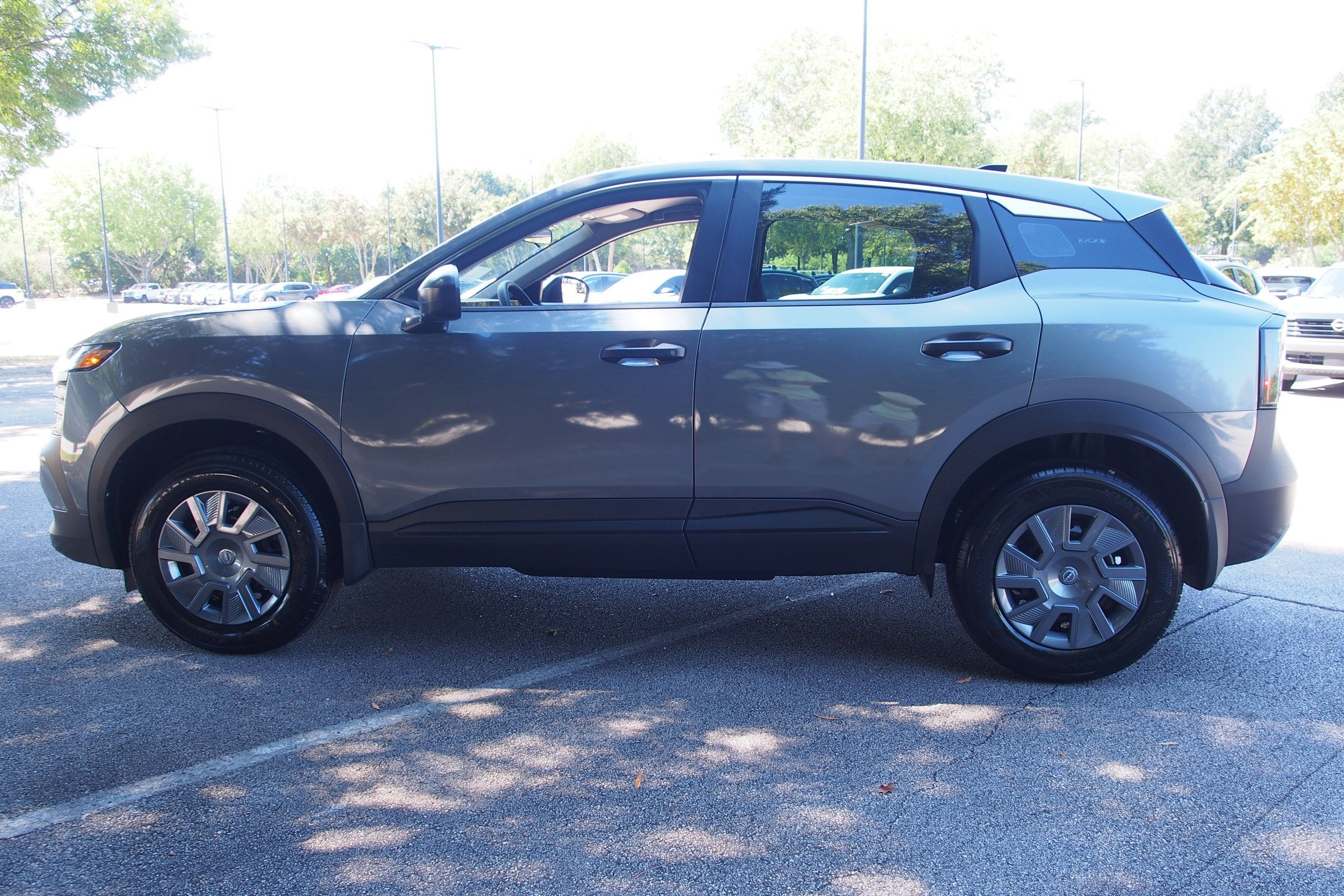 2027 Nissan Kicks S