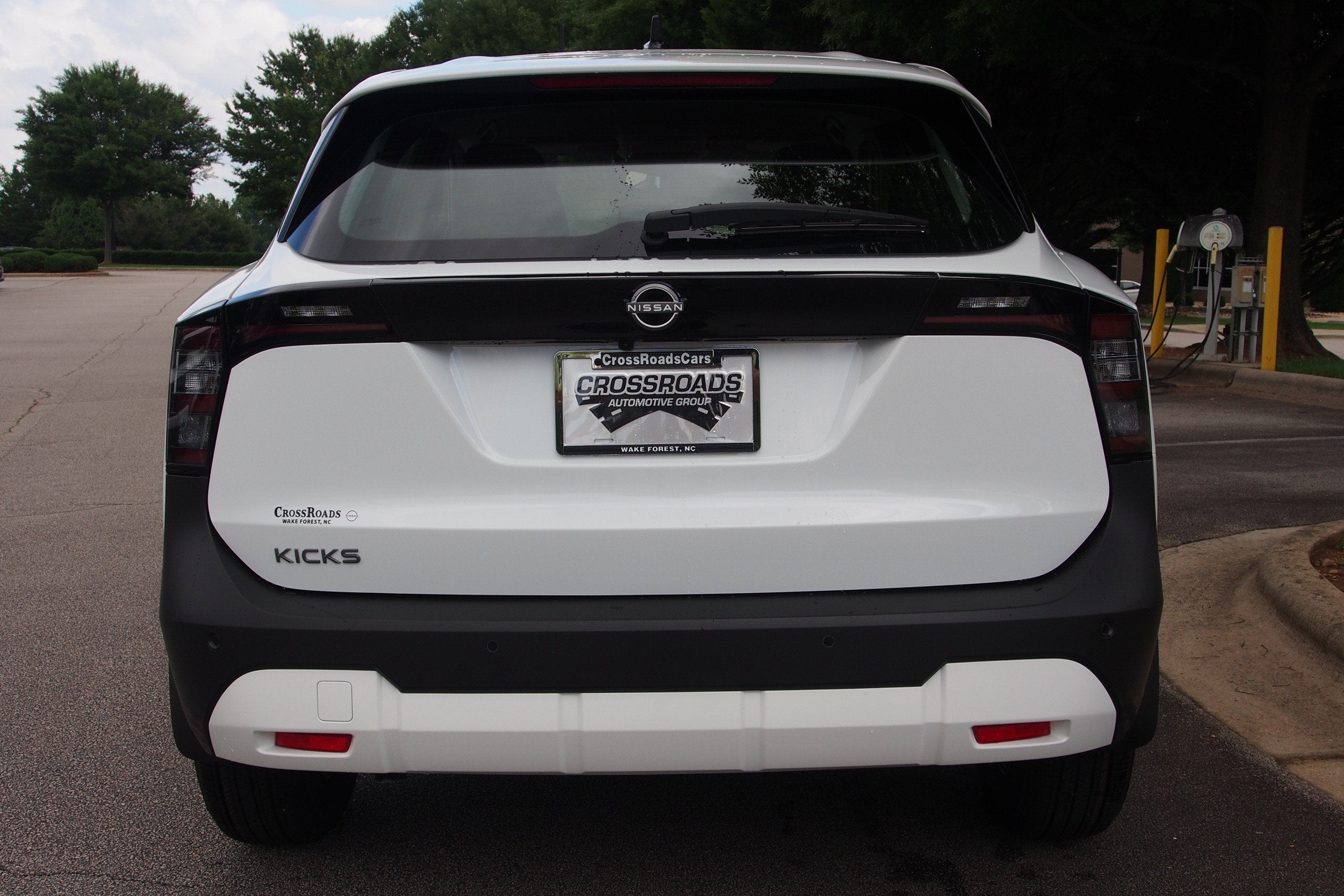 2026 Nissan Kicks S