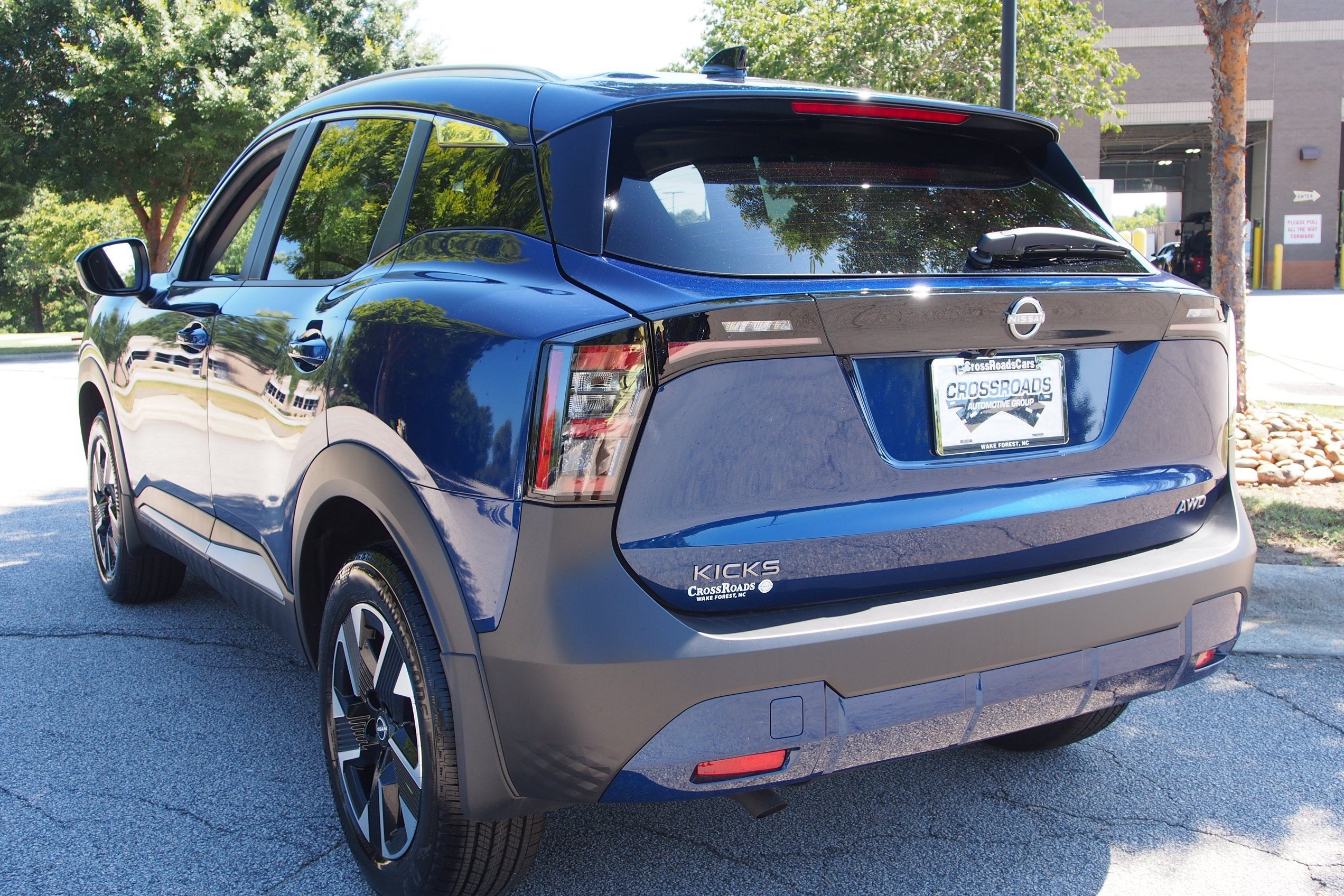 2027 Nissan Kicks SV