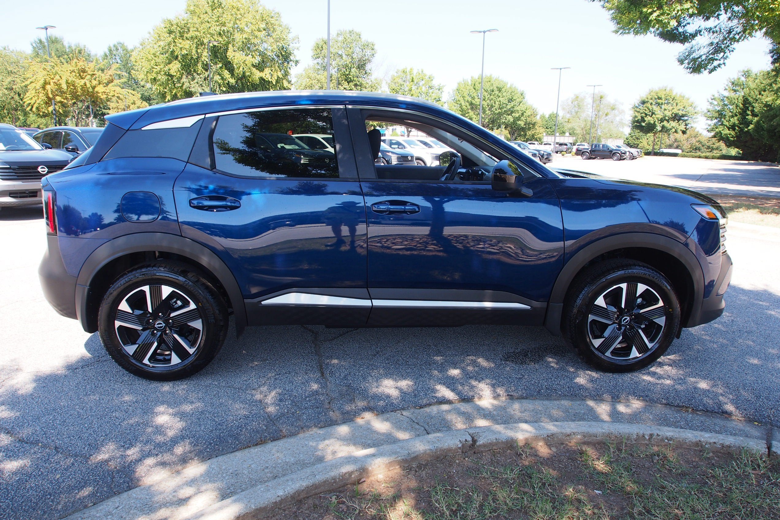 2027 Nissan Kicks SV