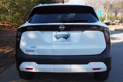 2026 Nissan Kicks SV