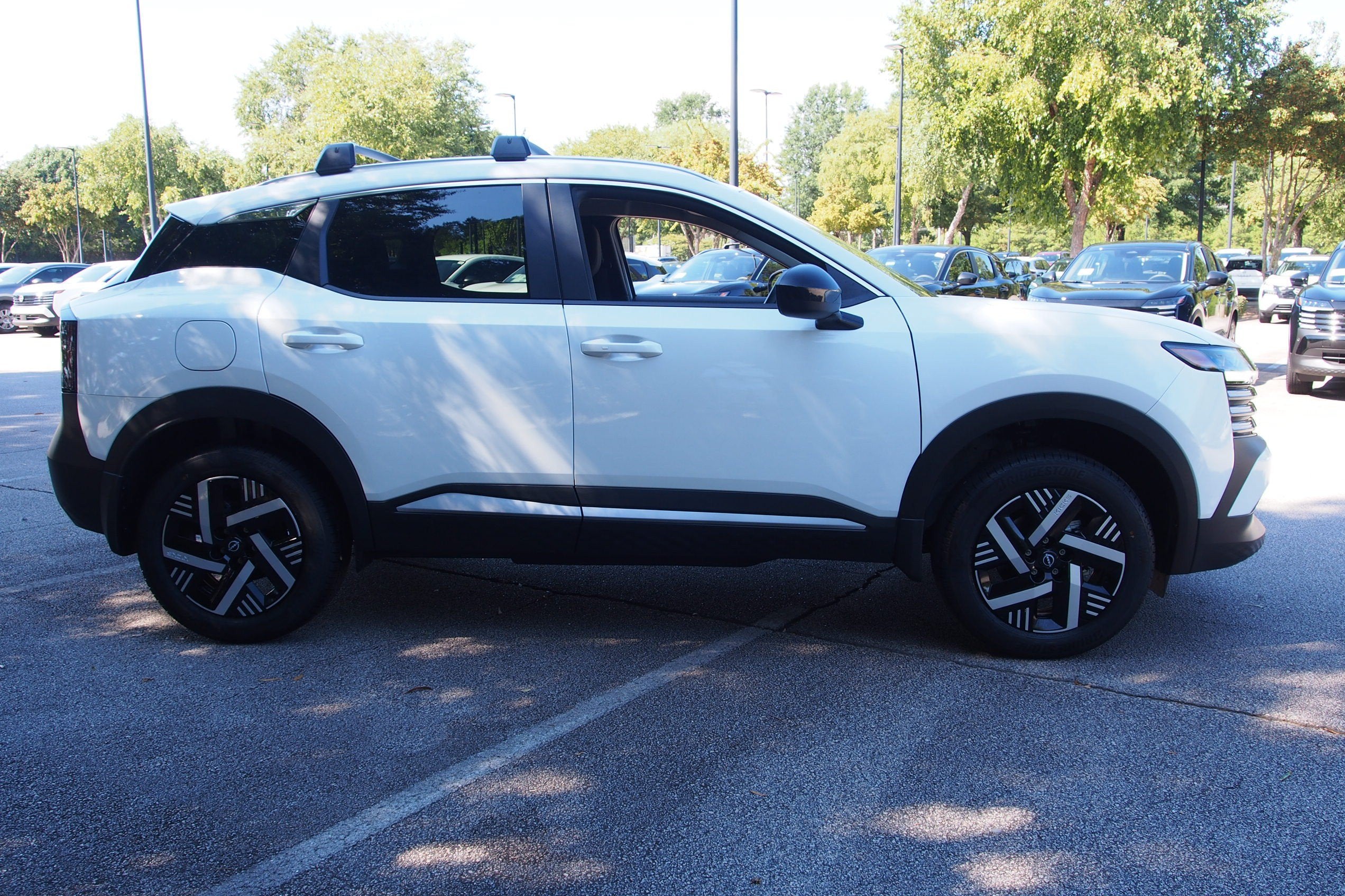 2027 Nissan Kicks SV