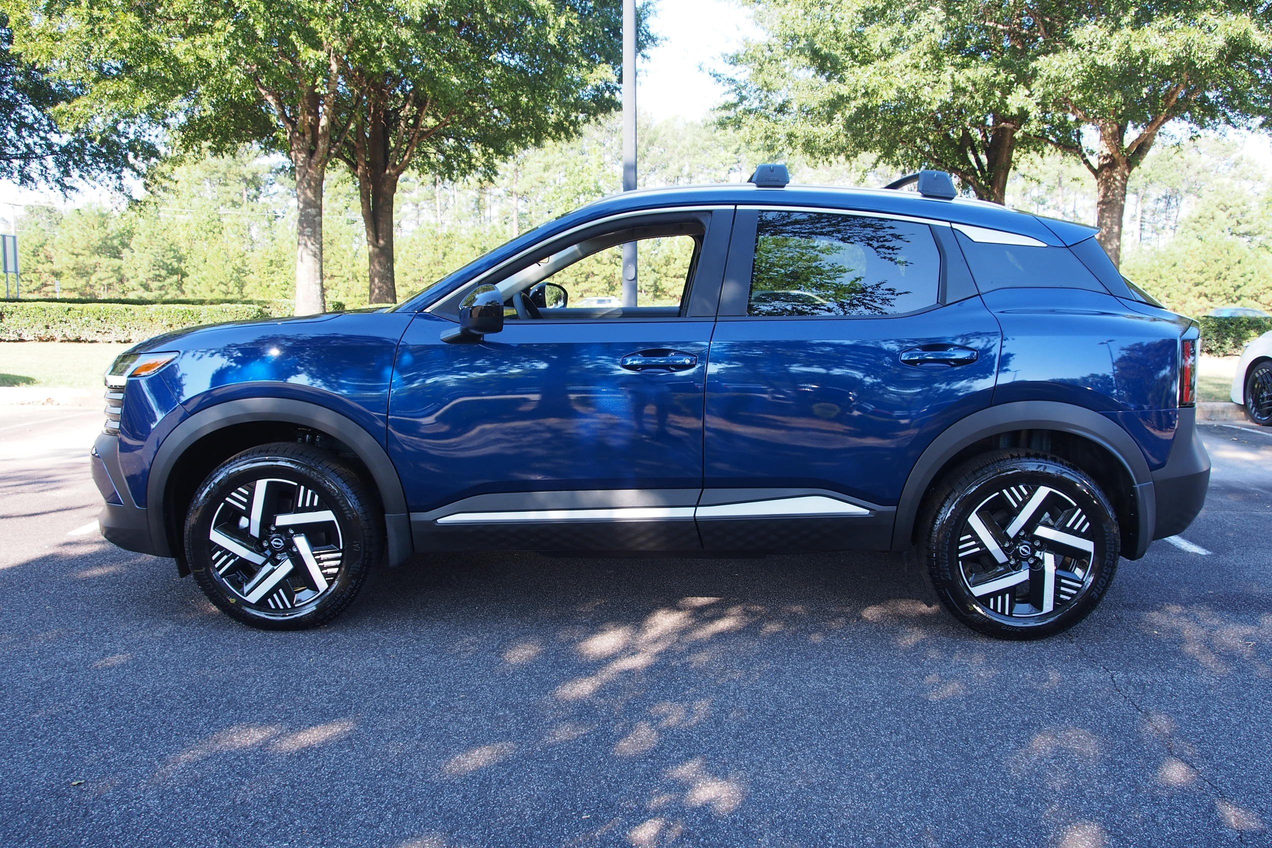 2027 Nissan Kicks SV