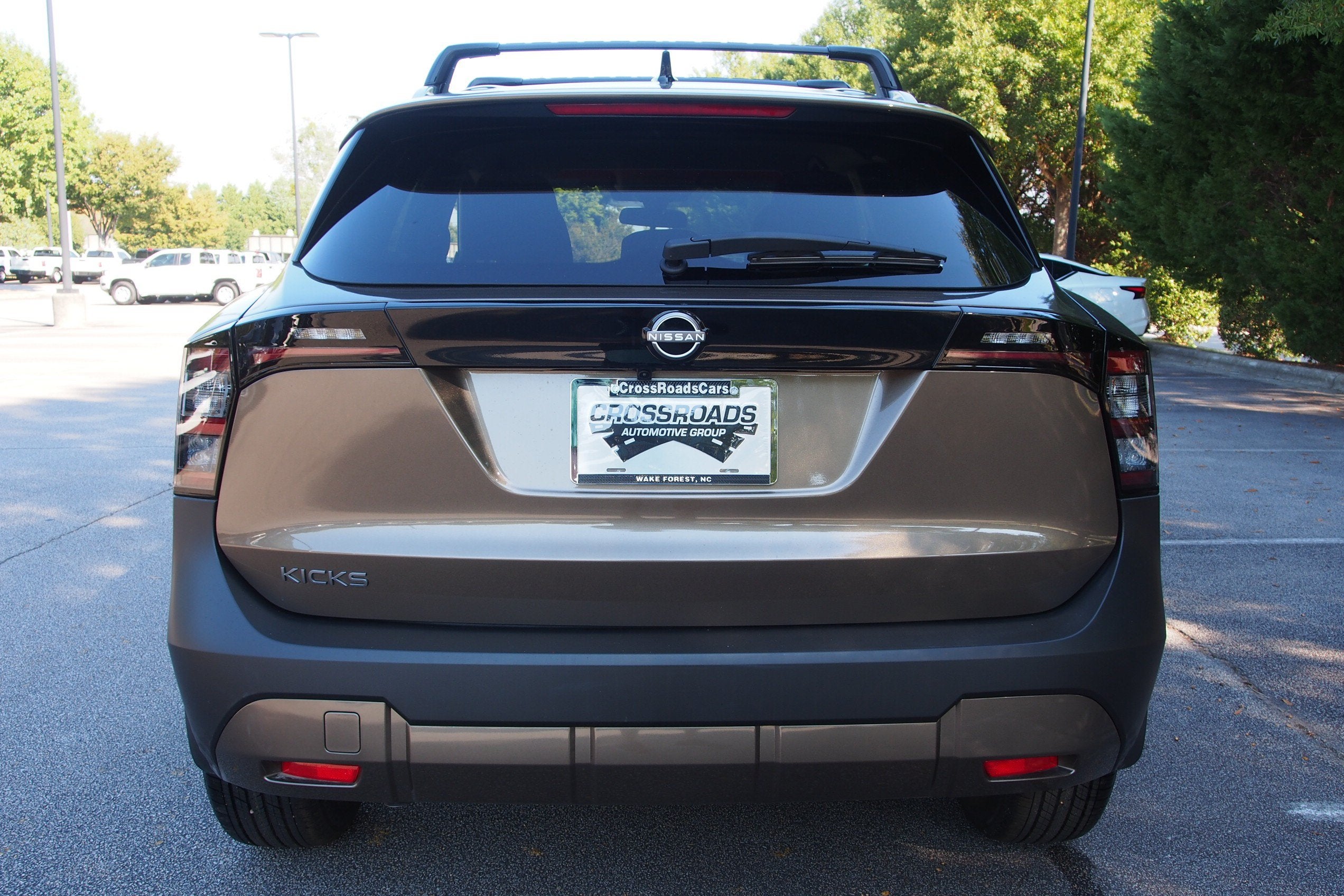 2027 Nissan Kicks SV