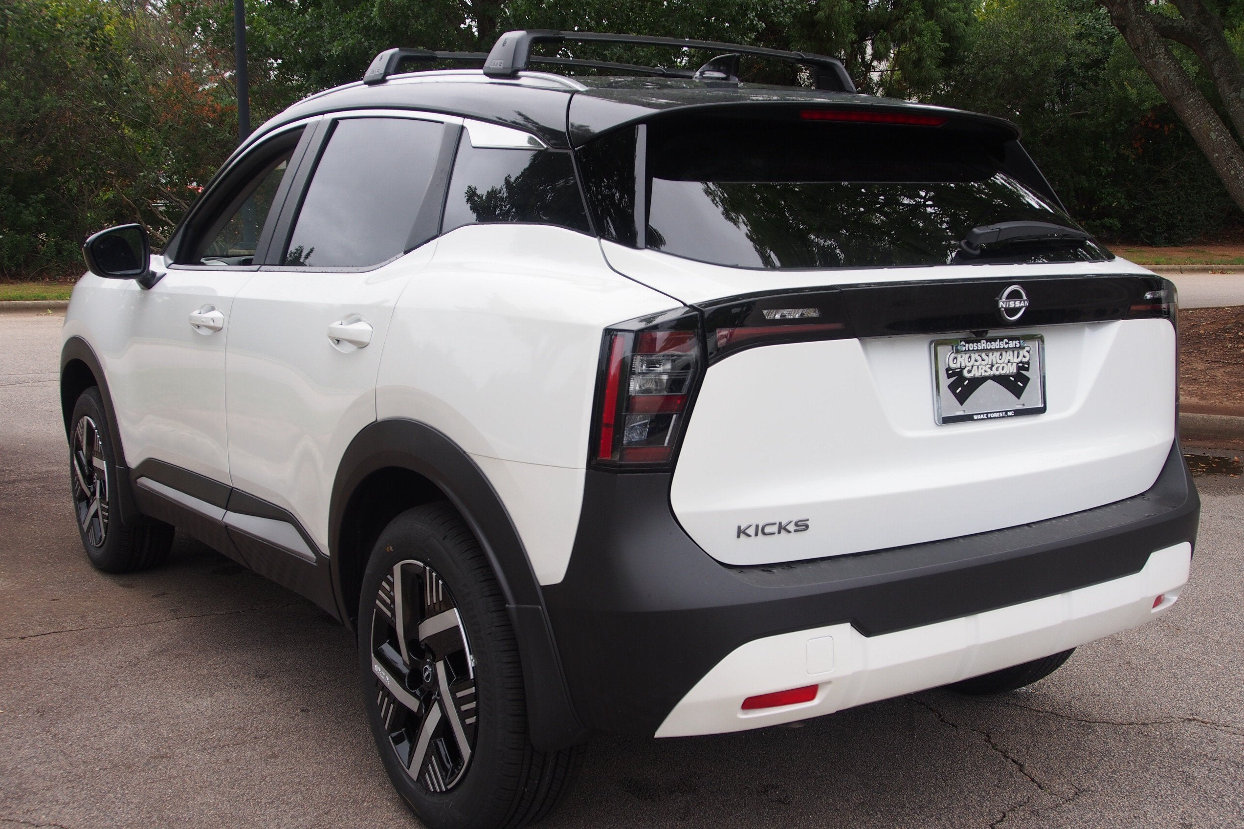 2027 Nissan Kicks SV