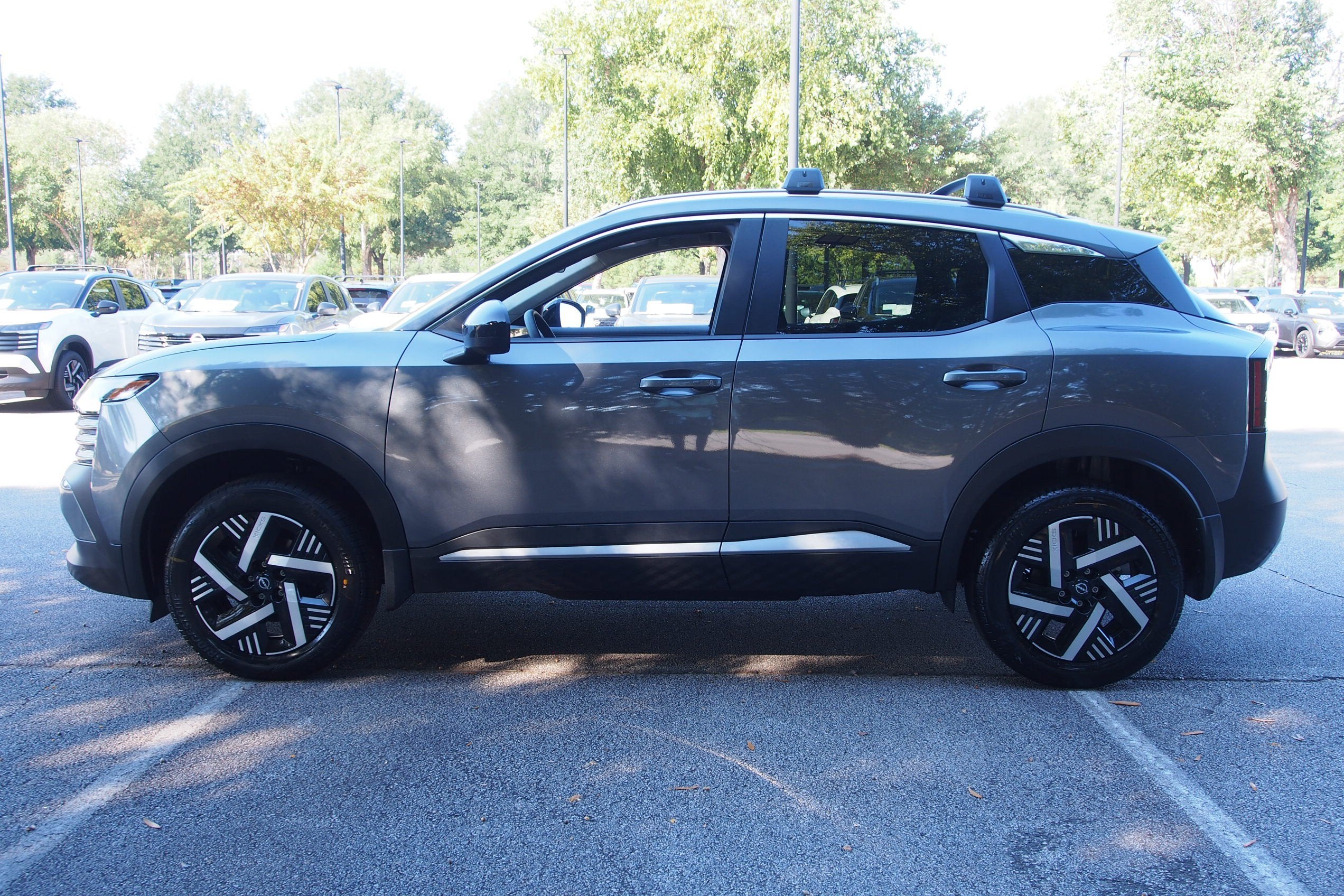 2027 Nissan Kicks SV