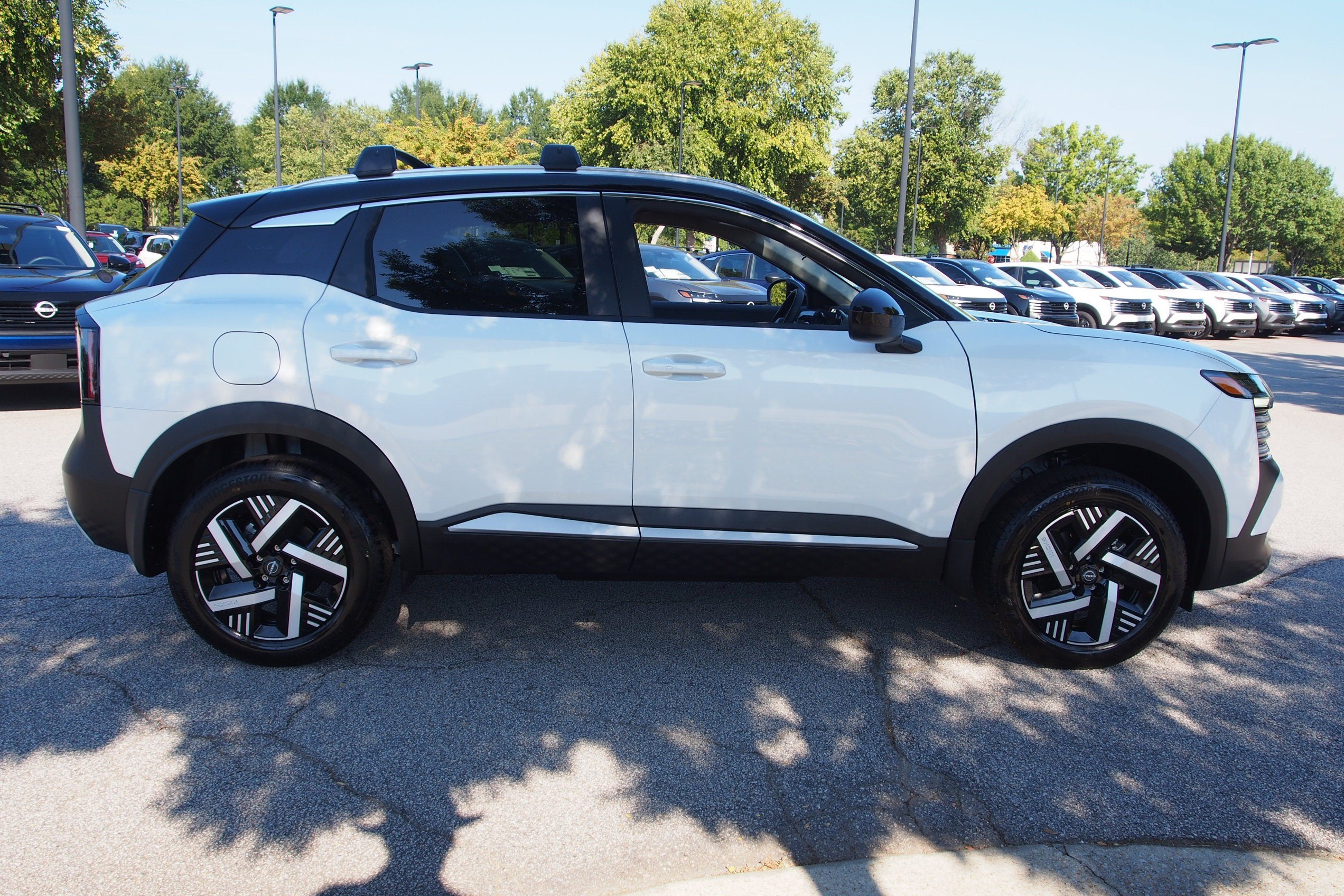 2027 Nissan Kicks SV