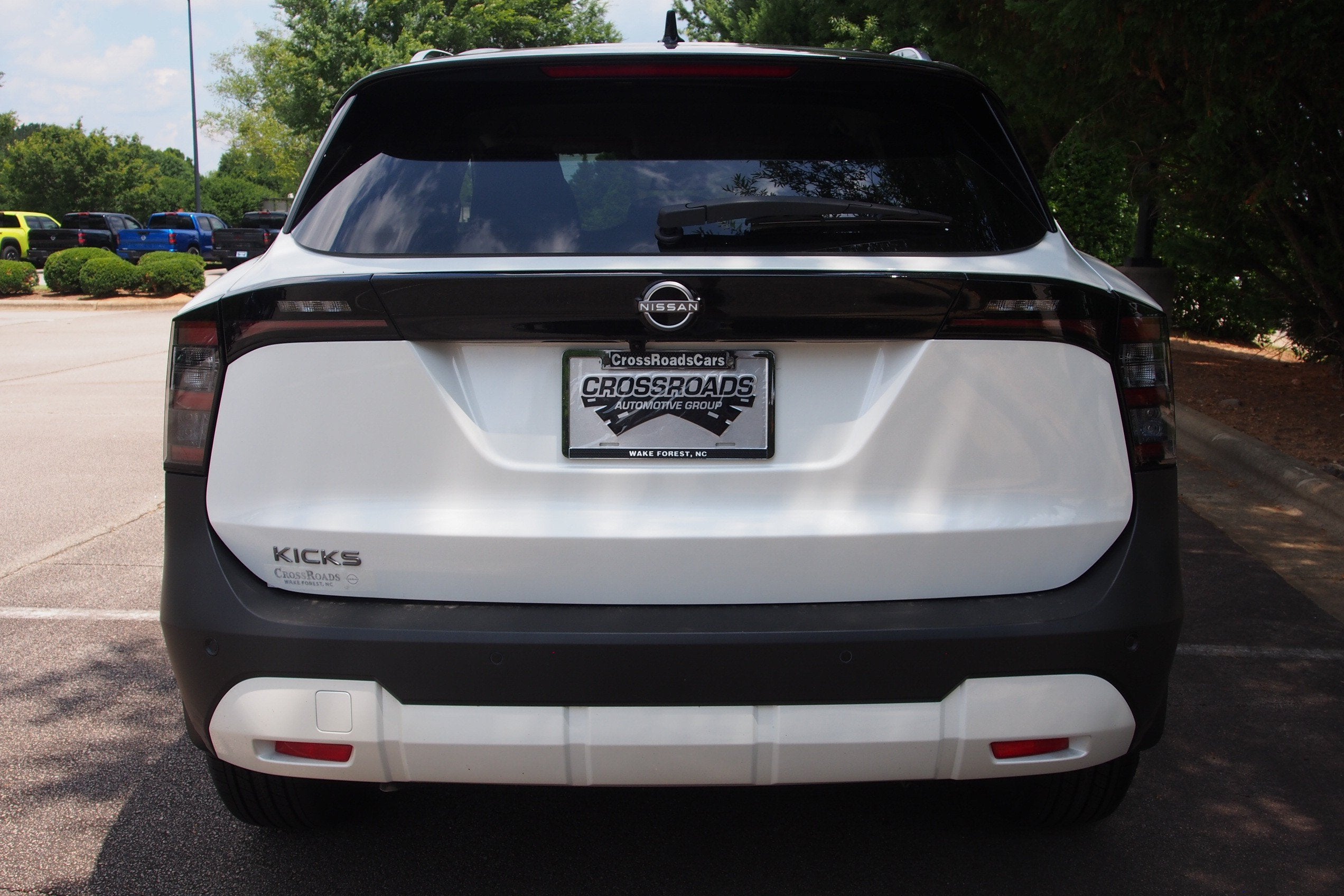 2026 Nissan Kicks SV