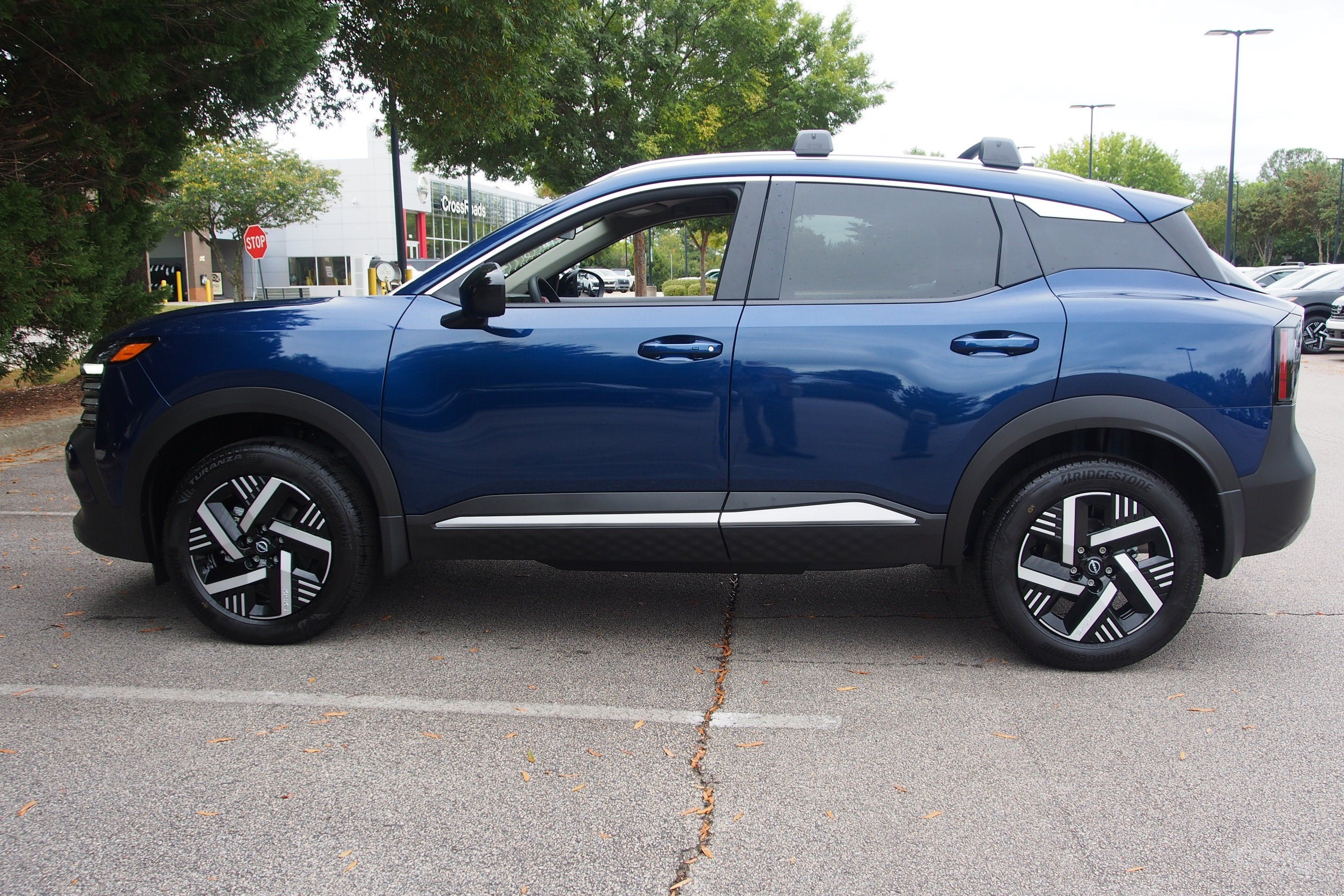 2027 Nissan Kicks SV